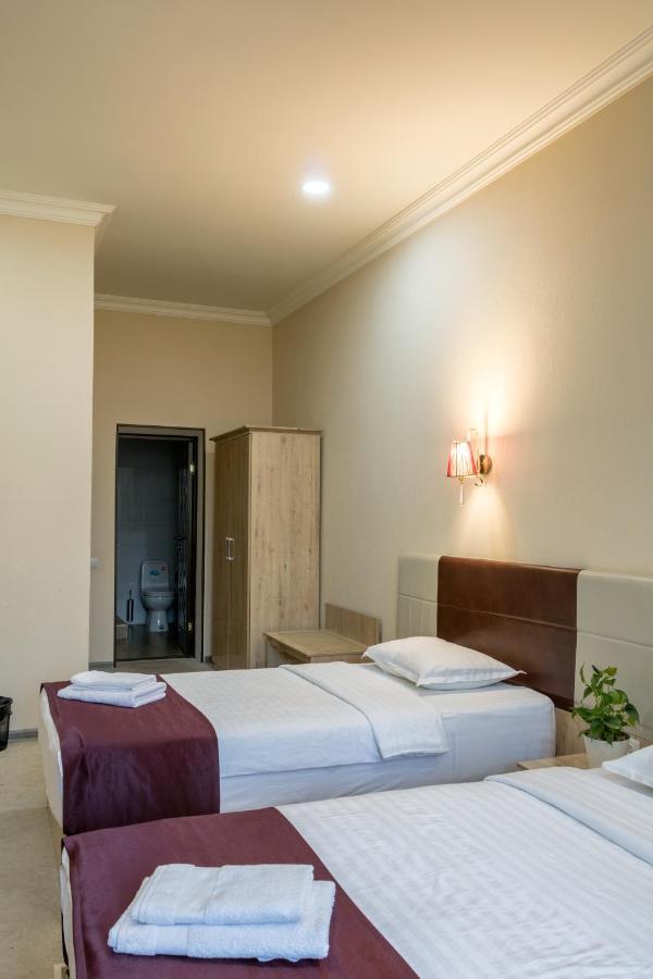 Karavan Street Hotel Tashkent Esterno foto