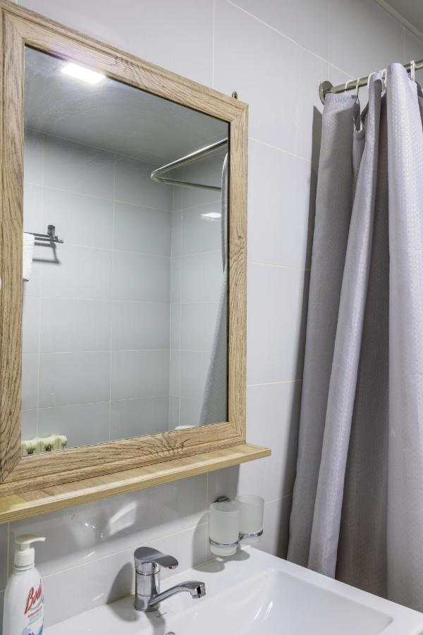 Karavan Street Hotel Tashkent Esterno foto