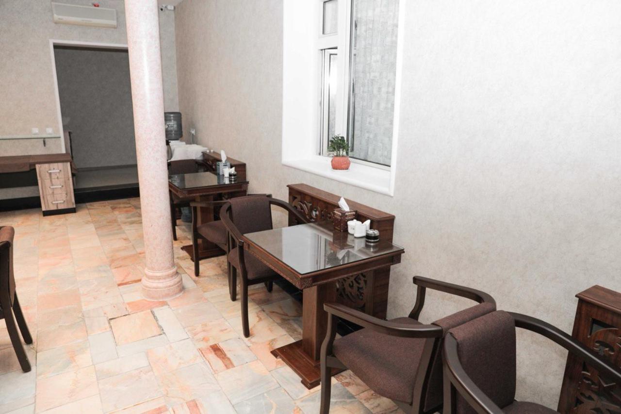 Karavan Street Hotel Tashkent Esterno foto