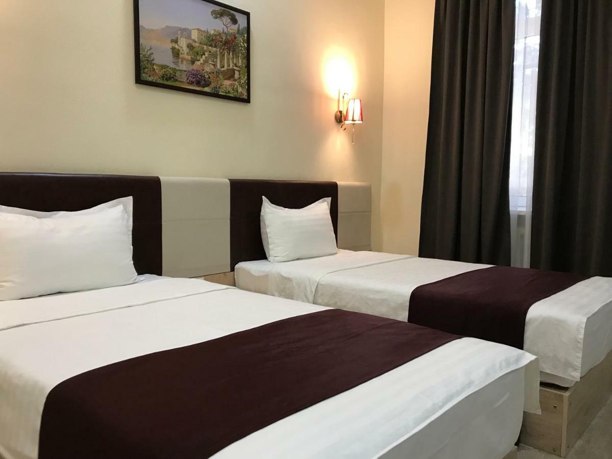 Karavan Street Hotel Tashkent Esterno foto