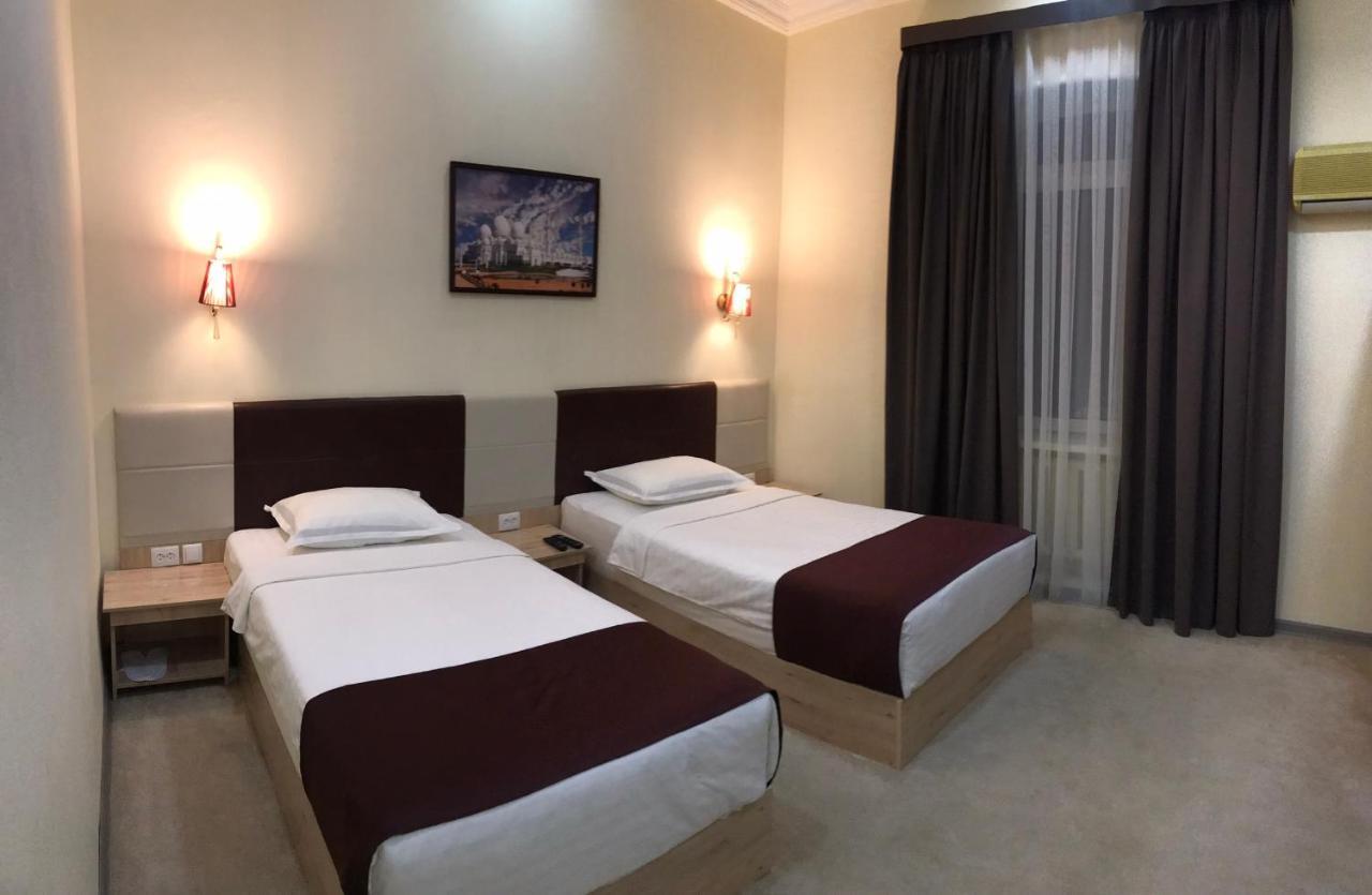Karavan Street Hotel Tashkent Esterno foto